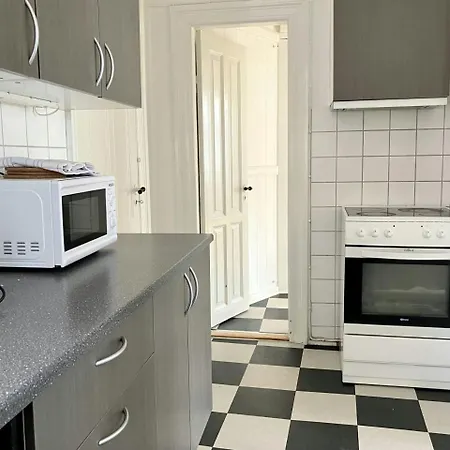 And Spacious For 4 Διαμέρισμα *